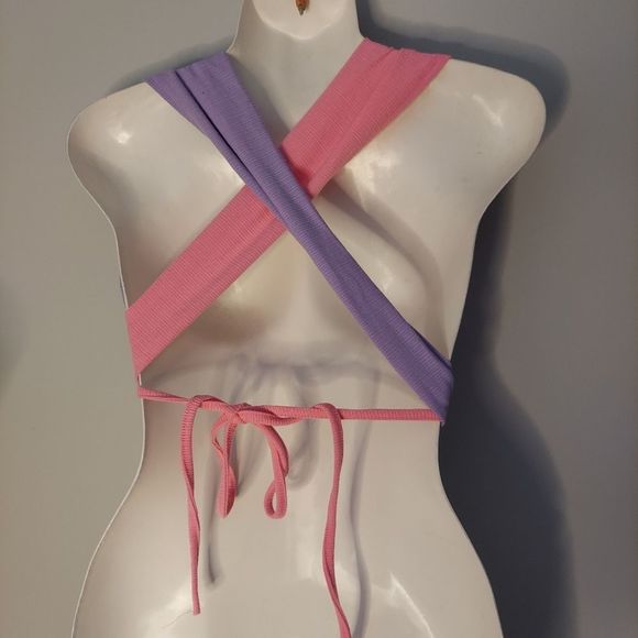 SHEIN Two Tone Tie Front Halter Top - Picture 6 of 8